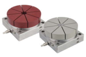 Mechanizm zaciskowy pneumatyczny do płyt z siatką otworów Mechanizm zaciskowy pneumatyczny do płyt z siatką otworów